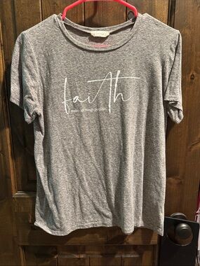 Altar'd State Heather Gray 'Faith' Short Sleeve Tee